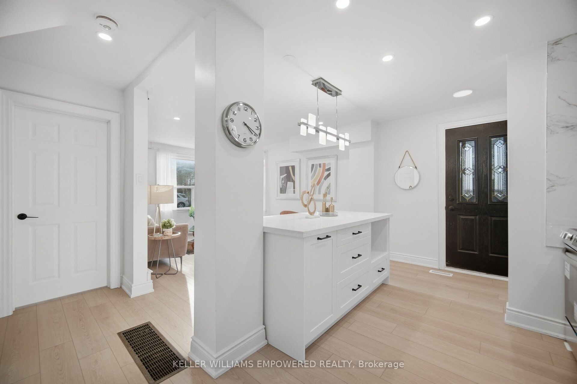 29 Genthorn Avenue, Toronto, ON, M9W 2S8 photo 4