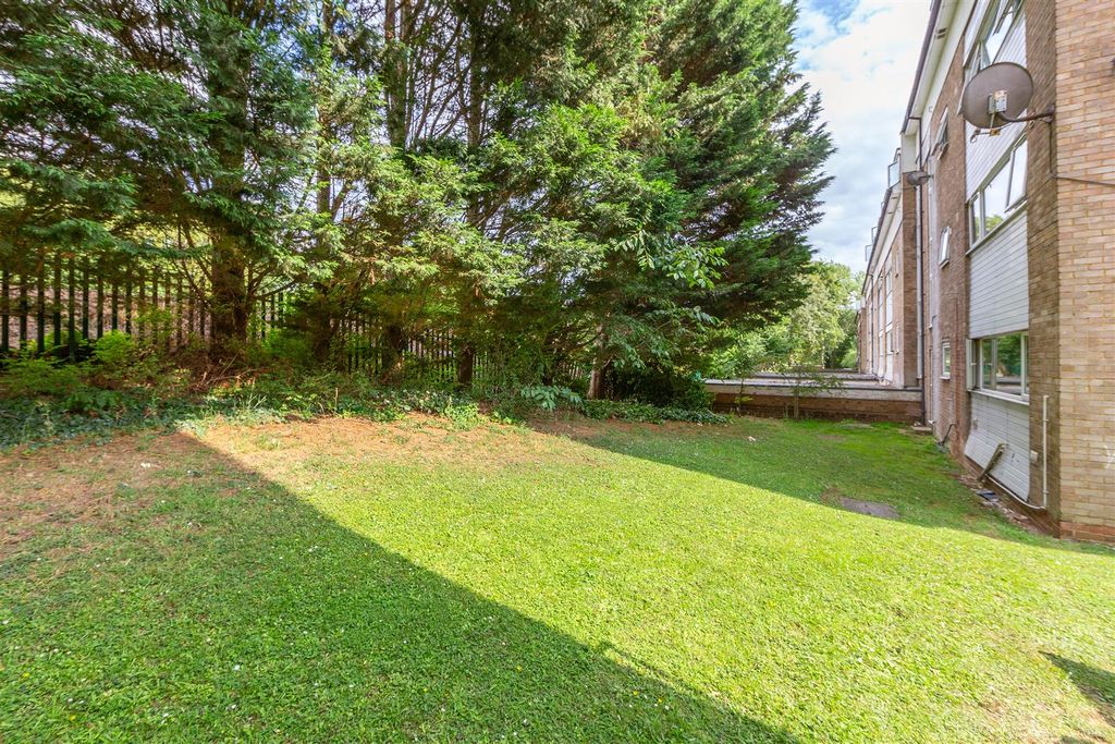 Additional image 18 of 1 bed flat for saleBrook Court, Watling Street, Radlett WD7