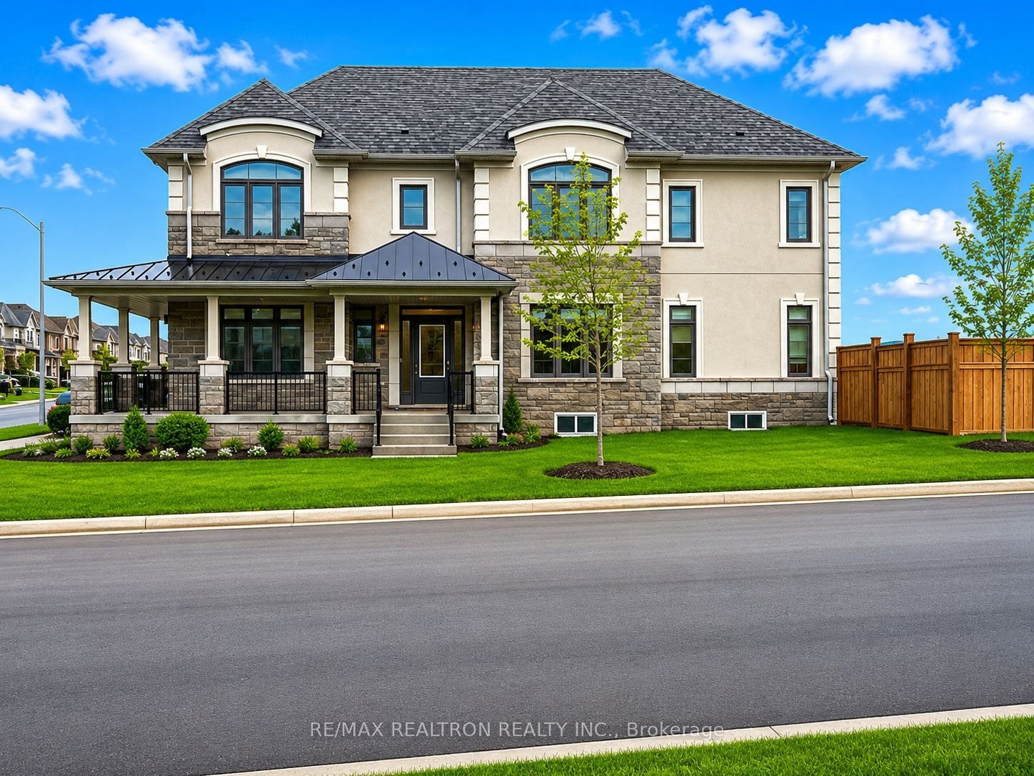 2 Ed Ewert Avenue, Clarington, ON, L1B 0W9