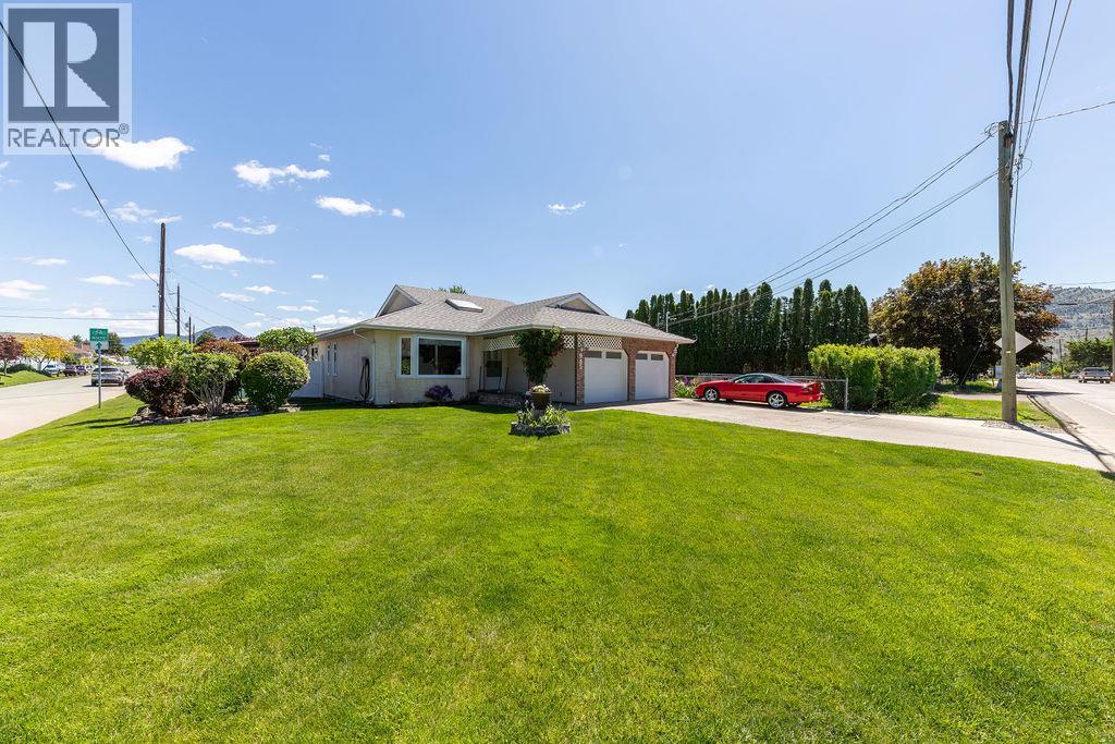 985 Schreiner Street, Kamloops, BC, V2B5W1