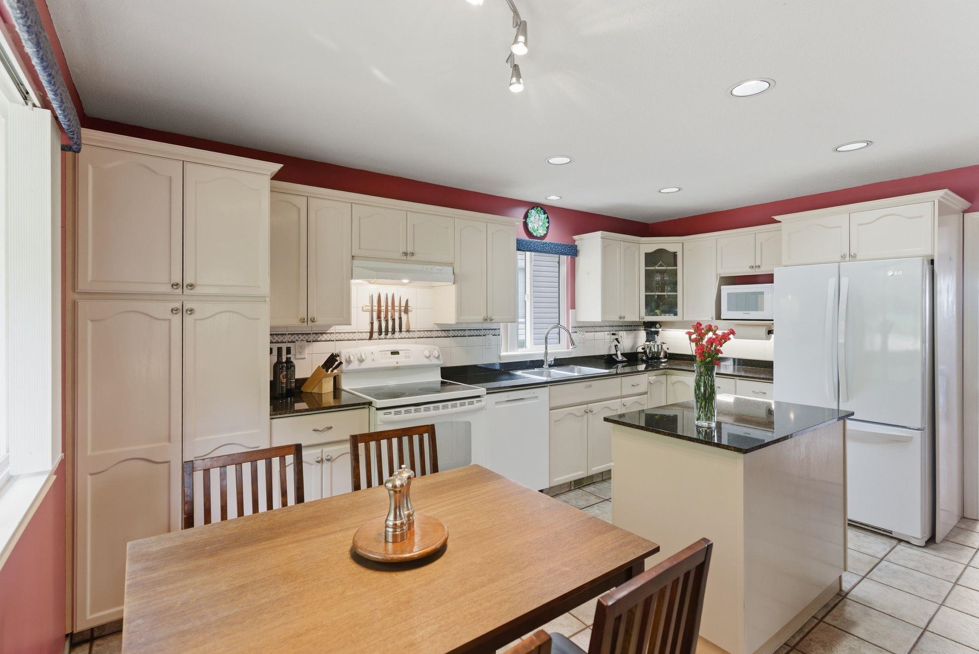 7935 Topper Drive, Mission, BC, V2V 6Z2 photo 4