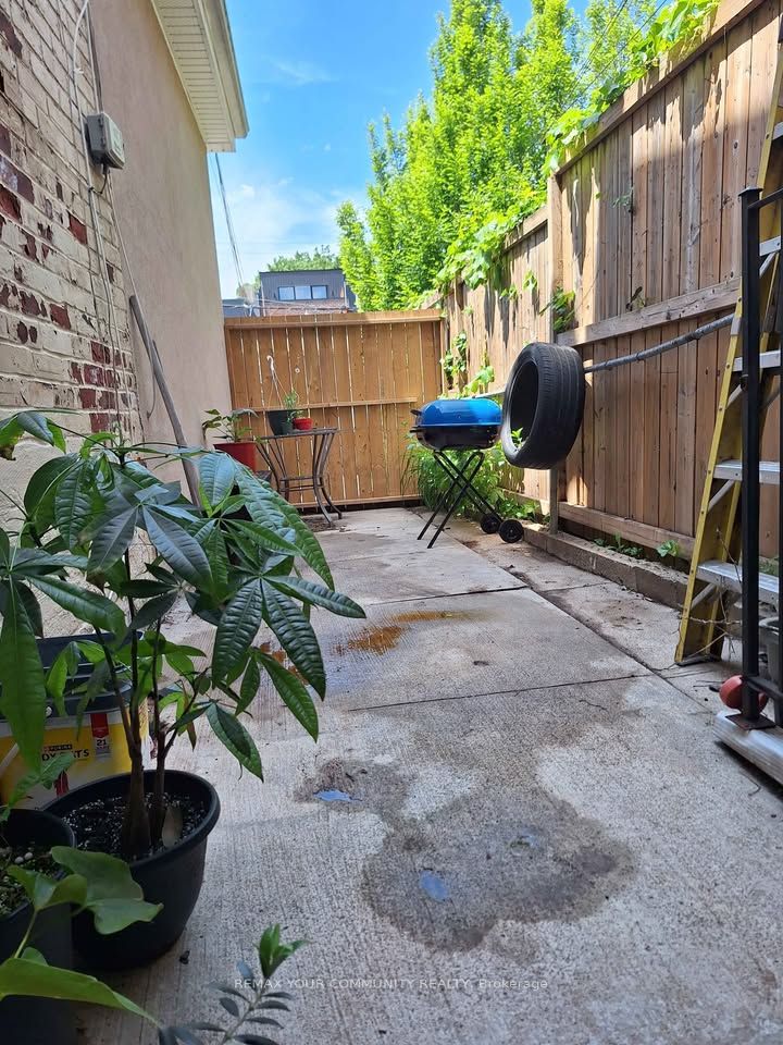 Additional image 4 of Bsmt-176 Lisgar Street W, Toronto, ON, M6J 3G3