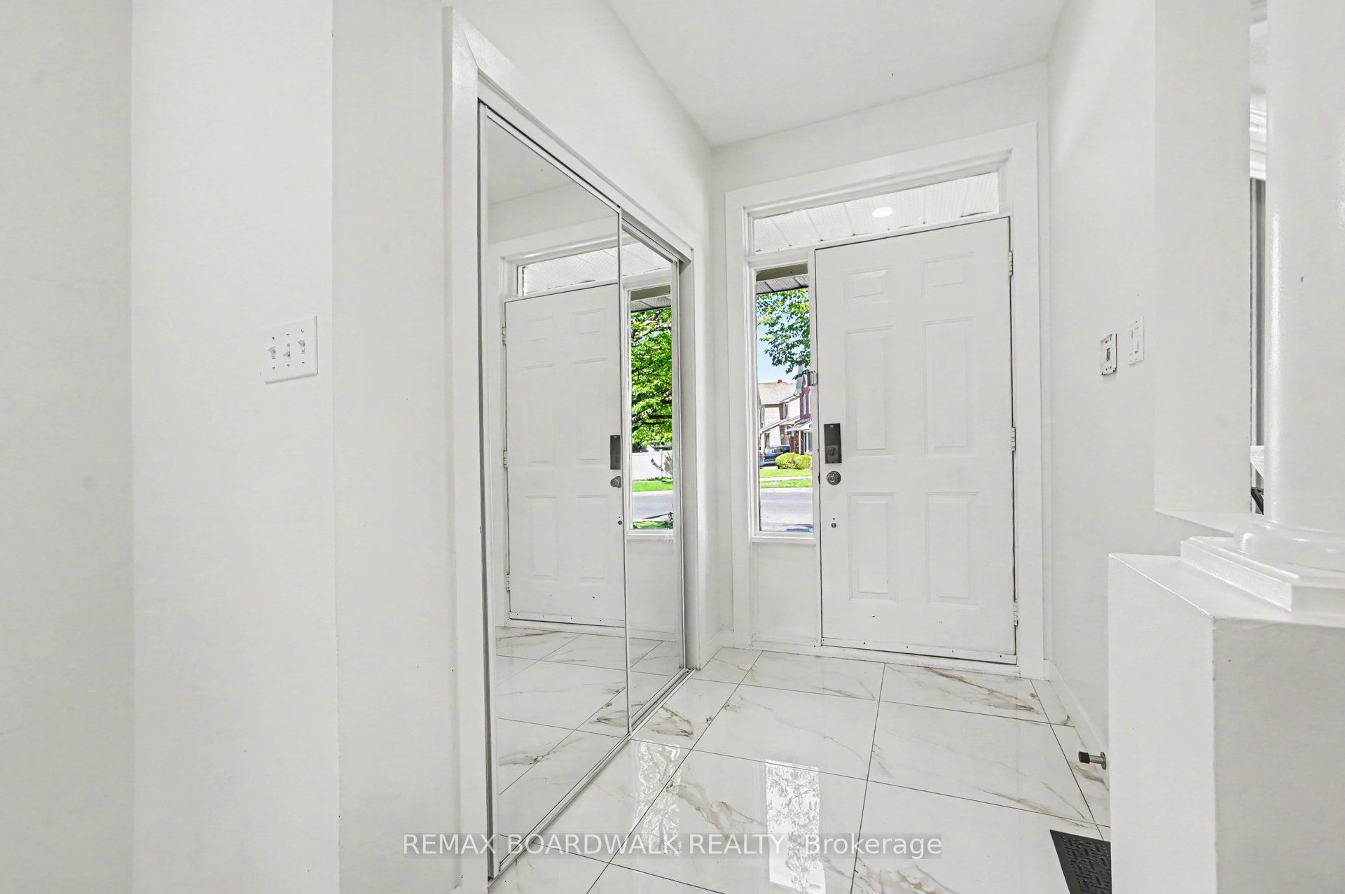 Additional image 4 of 6072 Longleaf Drive, Ottawa, ON, K1W 1G4