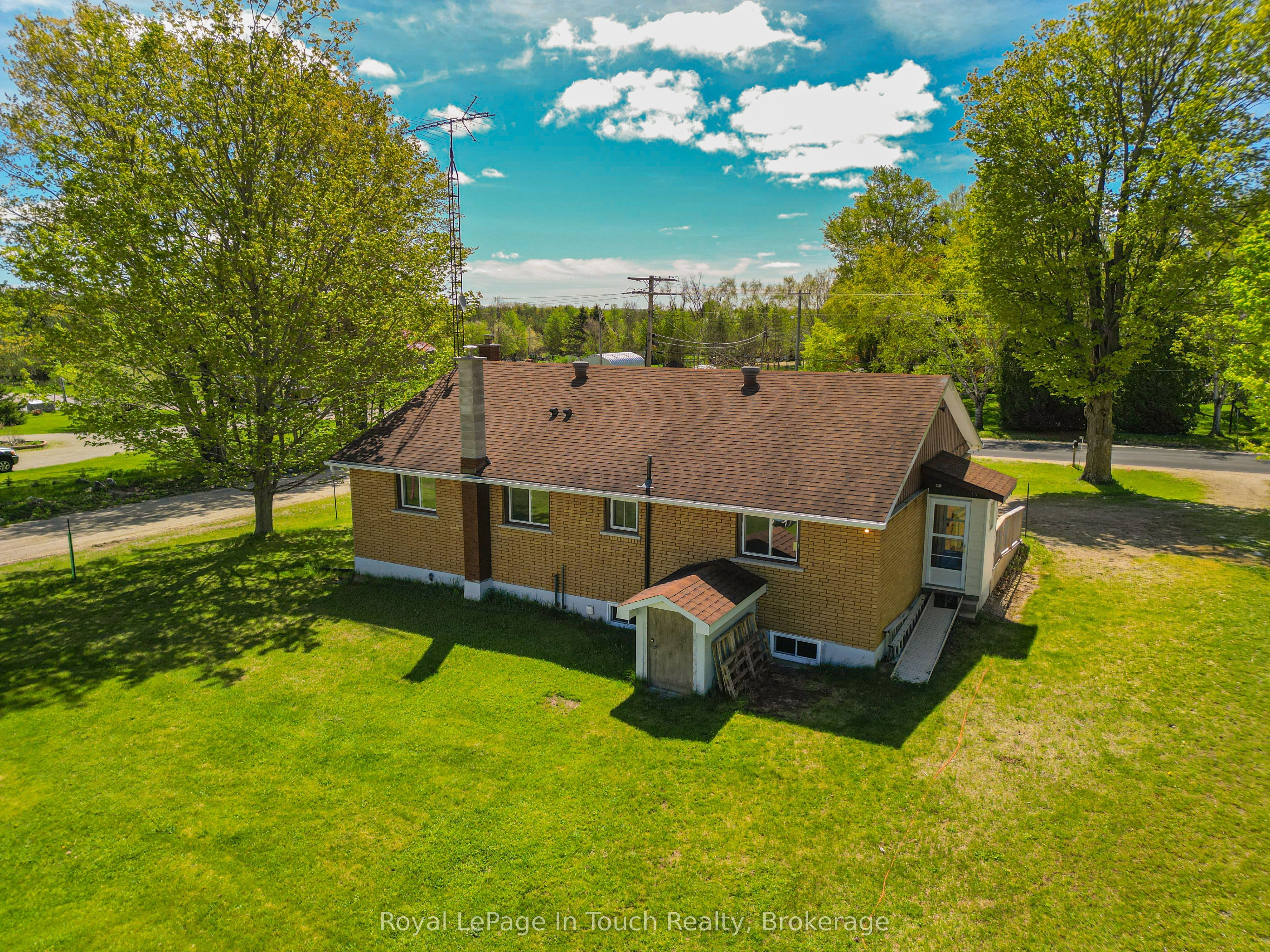 859 Cedar Point Road, Tiny, ON, L9M 0K2 photo 3