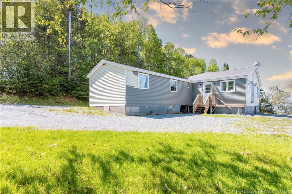 3276 Red Head Road, Saint John, NB, E2J4W7