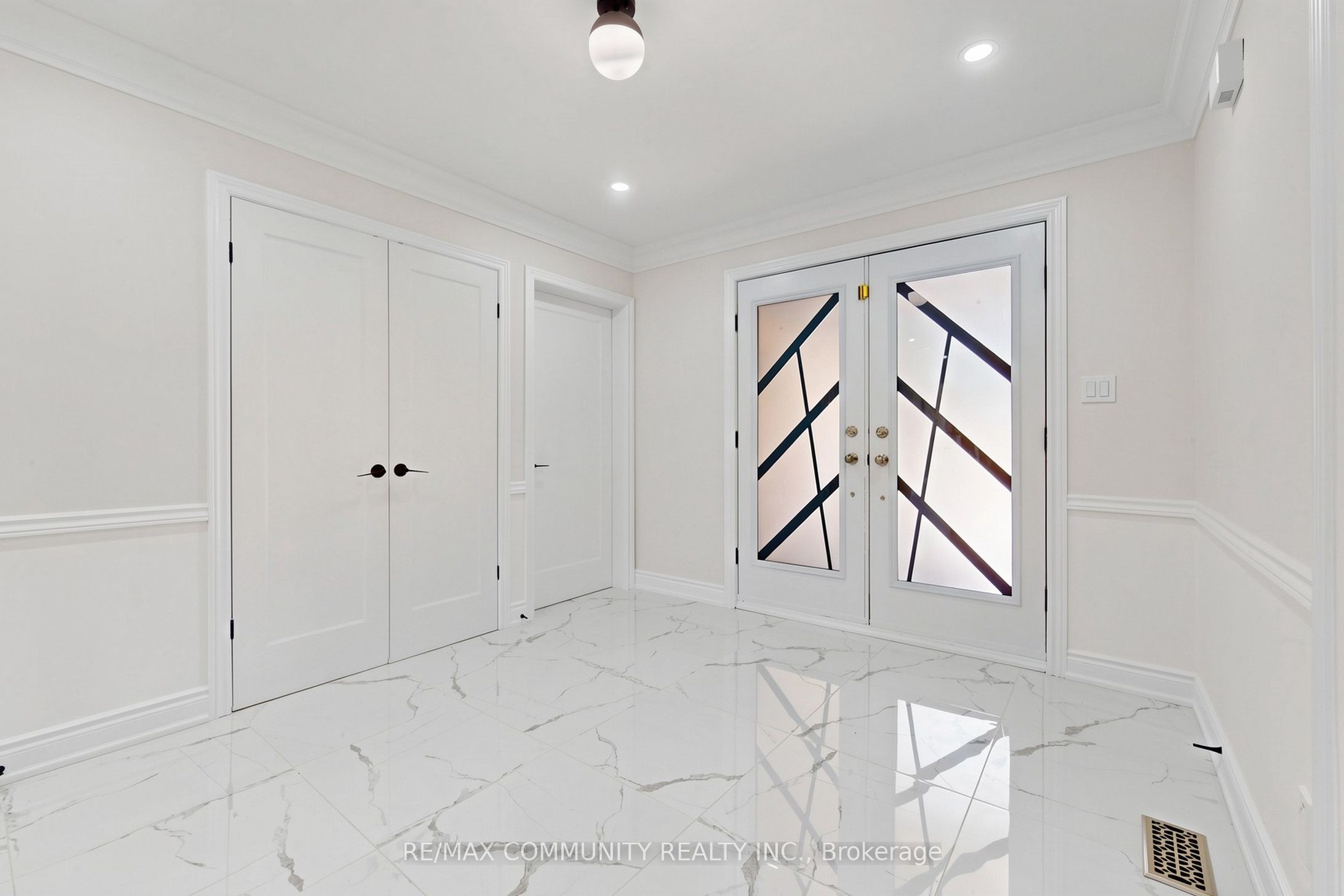 Additional image 5 of 1002 Riverview Crescent, Pickering, ON, L1V 4M5