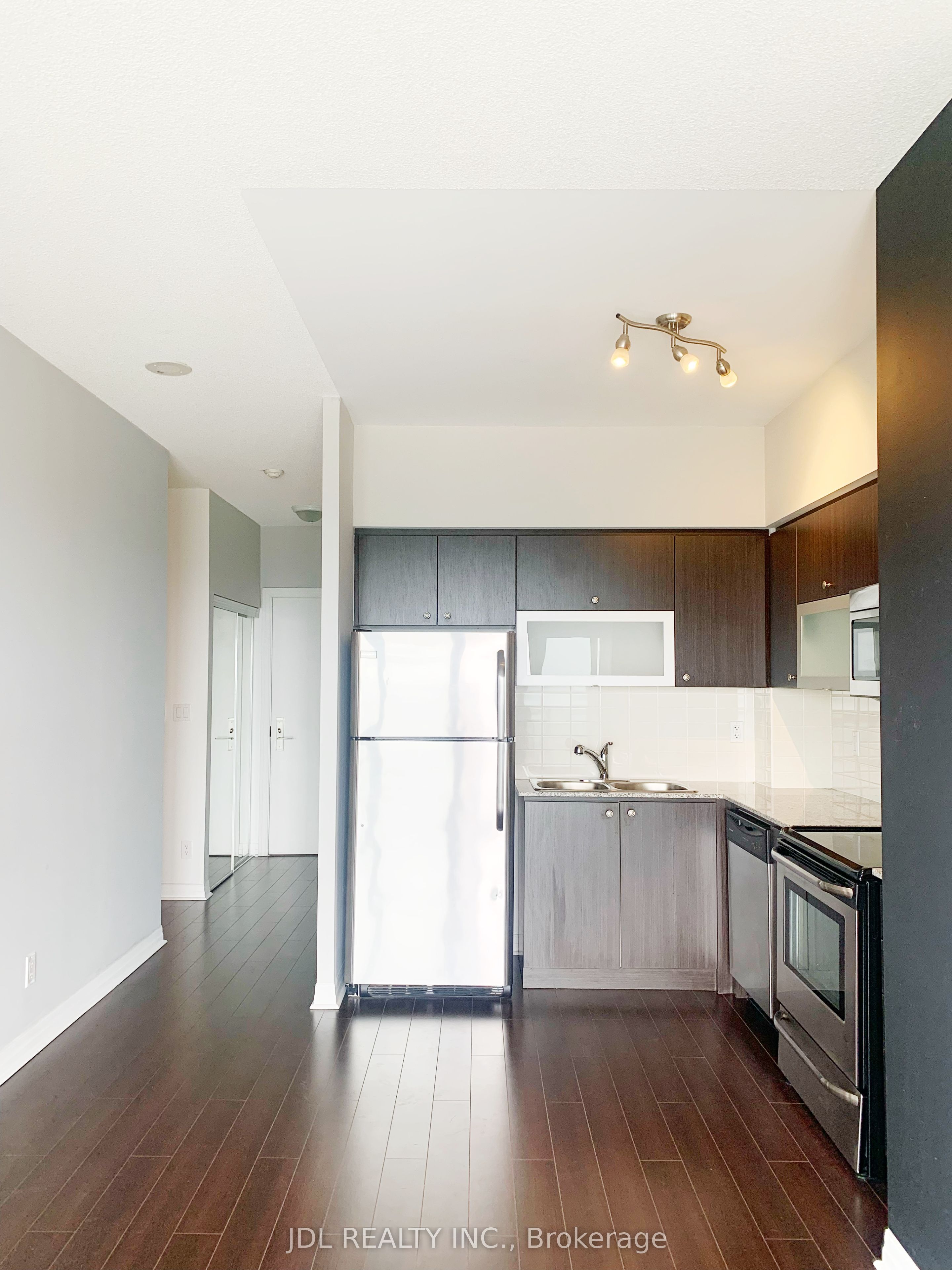 LPH01-2015 Sheppard Avenue E, Toronto, ON, M2J 0B3 photo 5