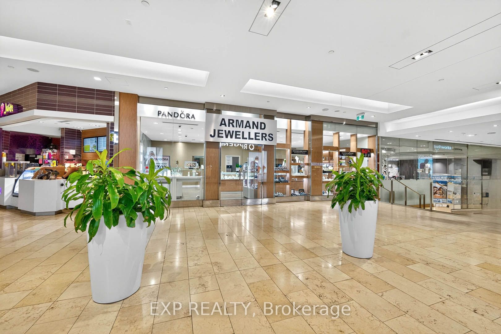 Additional image 5 of 1-174-100 City Centre Drive, Mississauga, ON, L5B 2C9