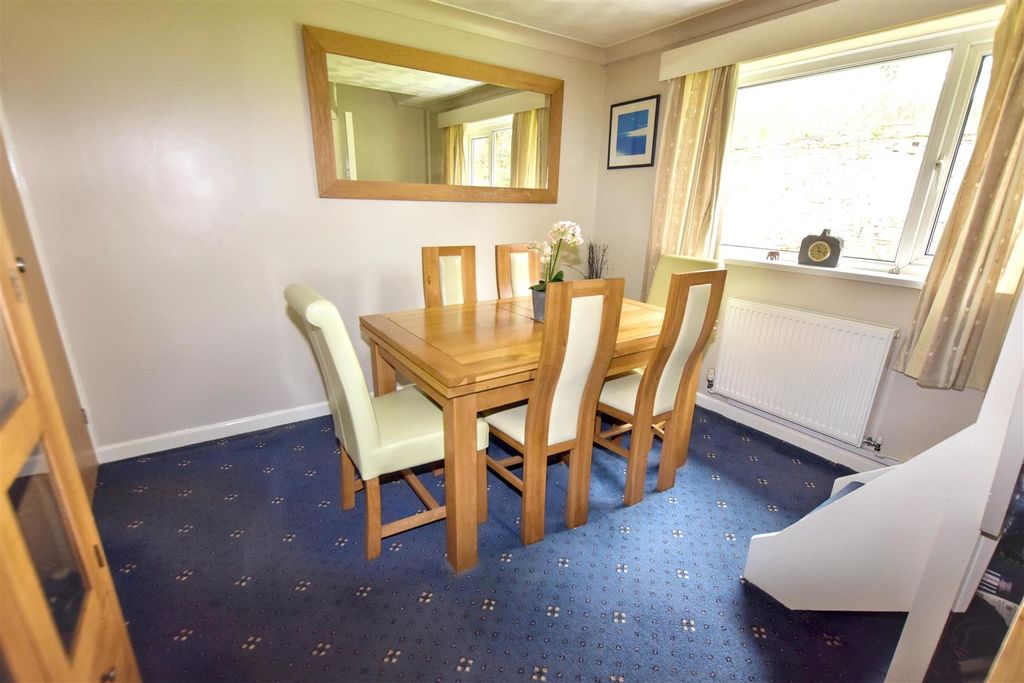 Additional image 10 of 4 bed detached bungalow for salePark Road, Redruth TR15