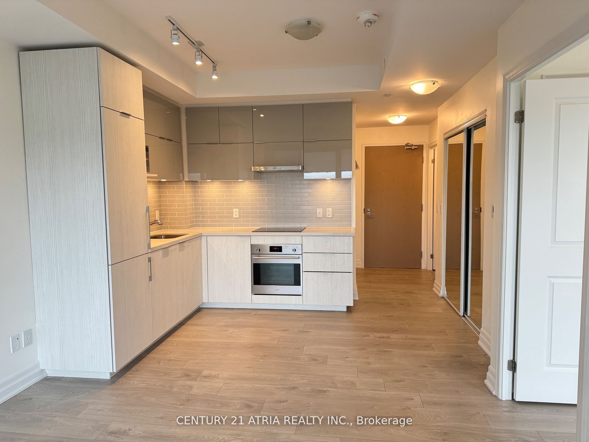 909-8 Rouge Valley Drive W, Markham, ON, L6G 0G8 photo 4