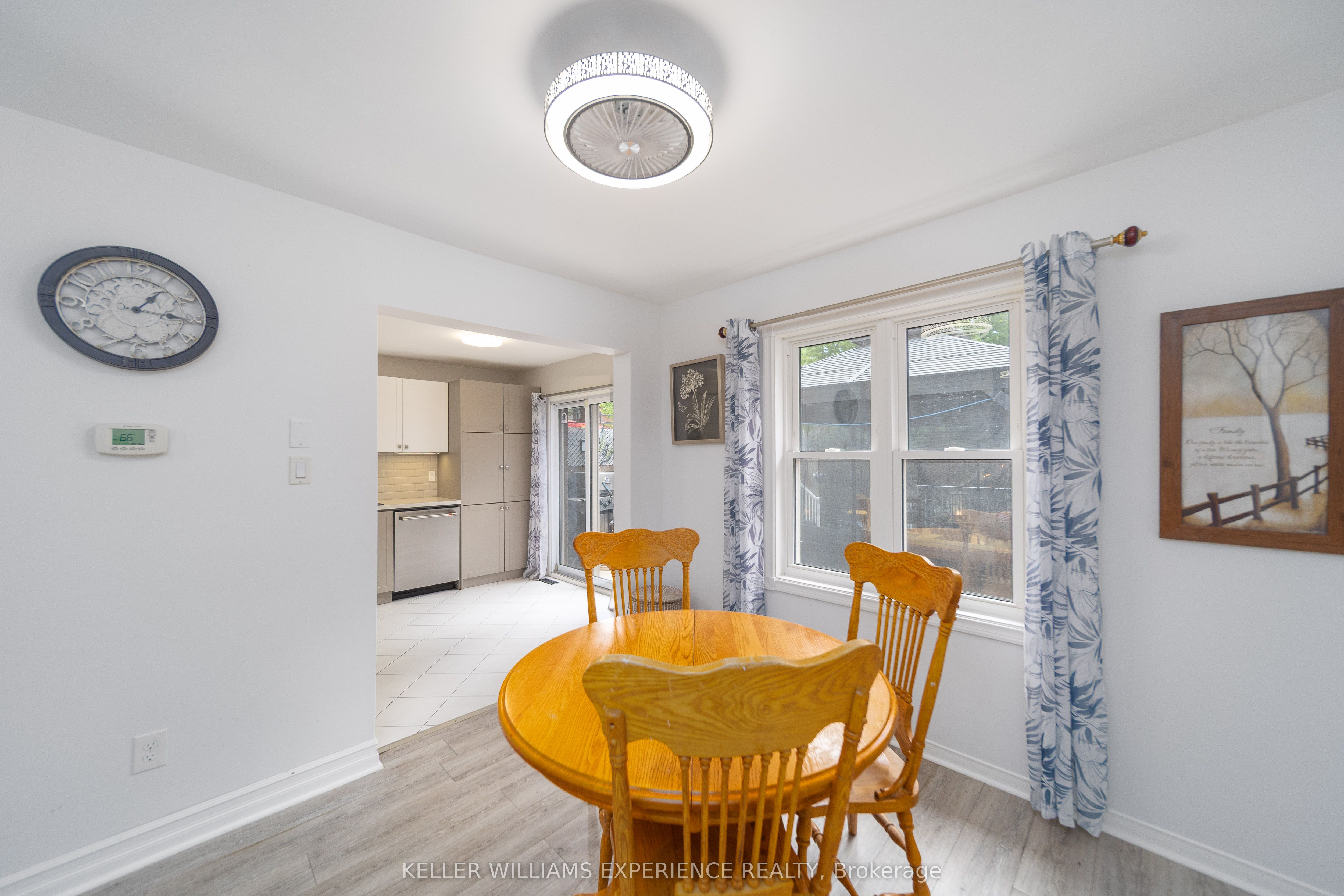 93 Athabaska Road, Barrie, ON, L4N 8E9 photo 5