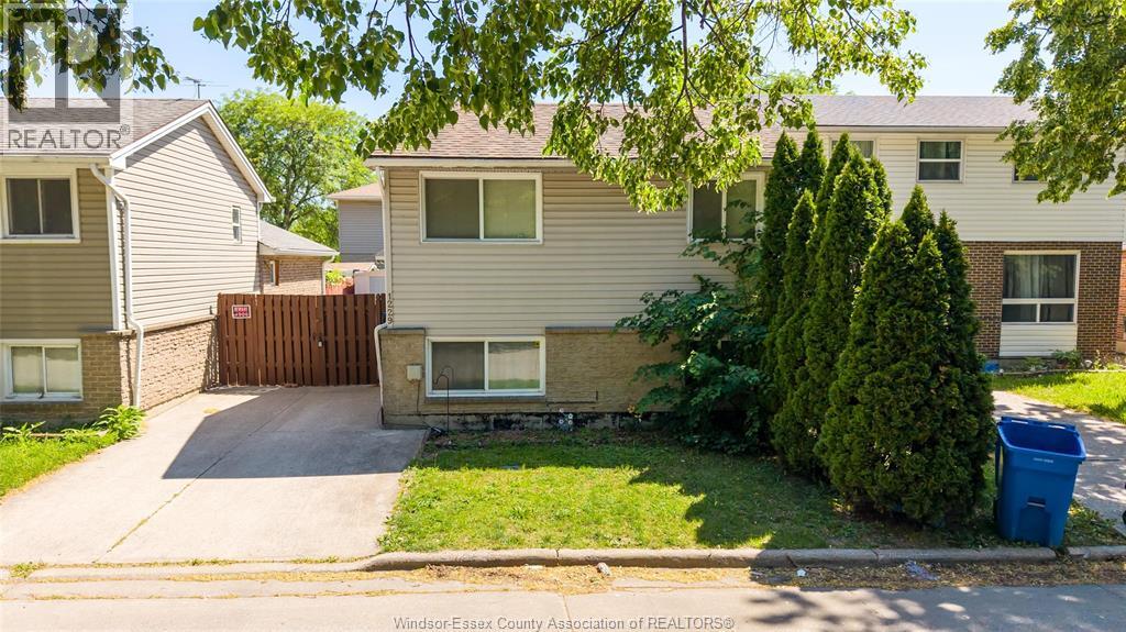 1229 Arncliffe , Windsor, ON photo 3