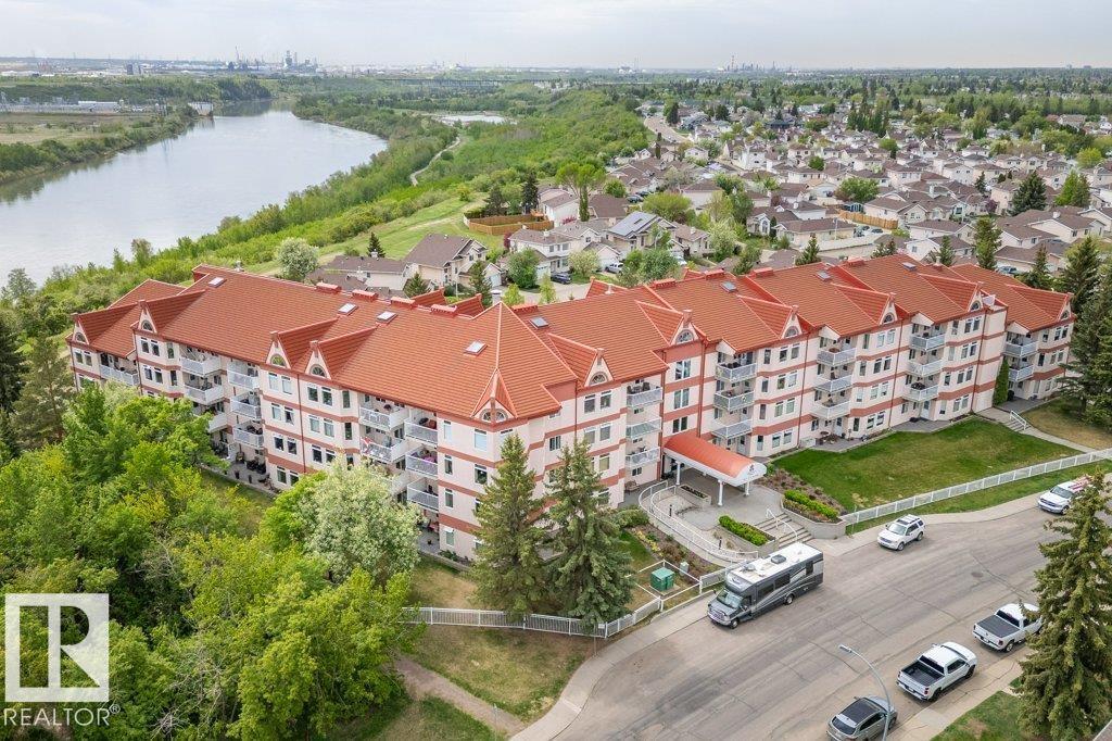 316-2011 137 Avenue NW, Edmonton, AB, T5A4W2