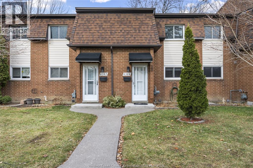 6384 Thornberry Crescent, Windsor, ON, N8T3A2