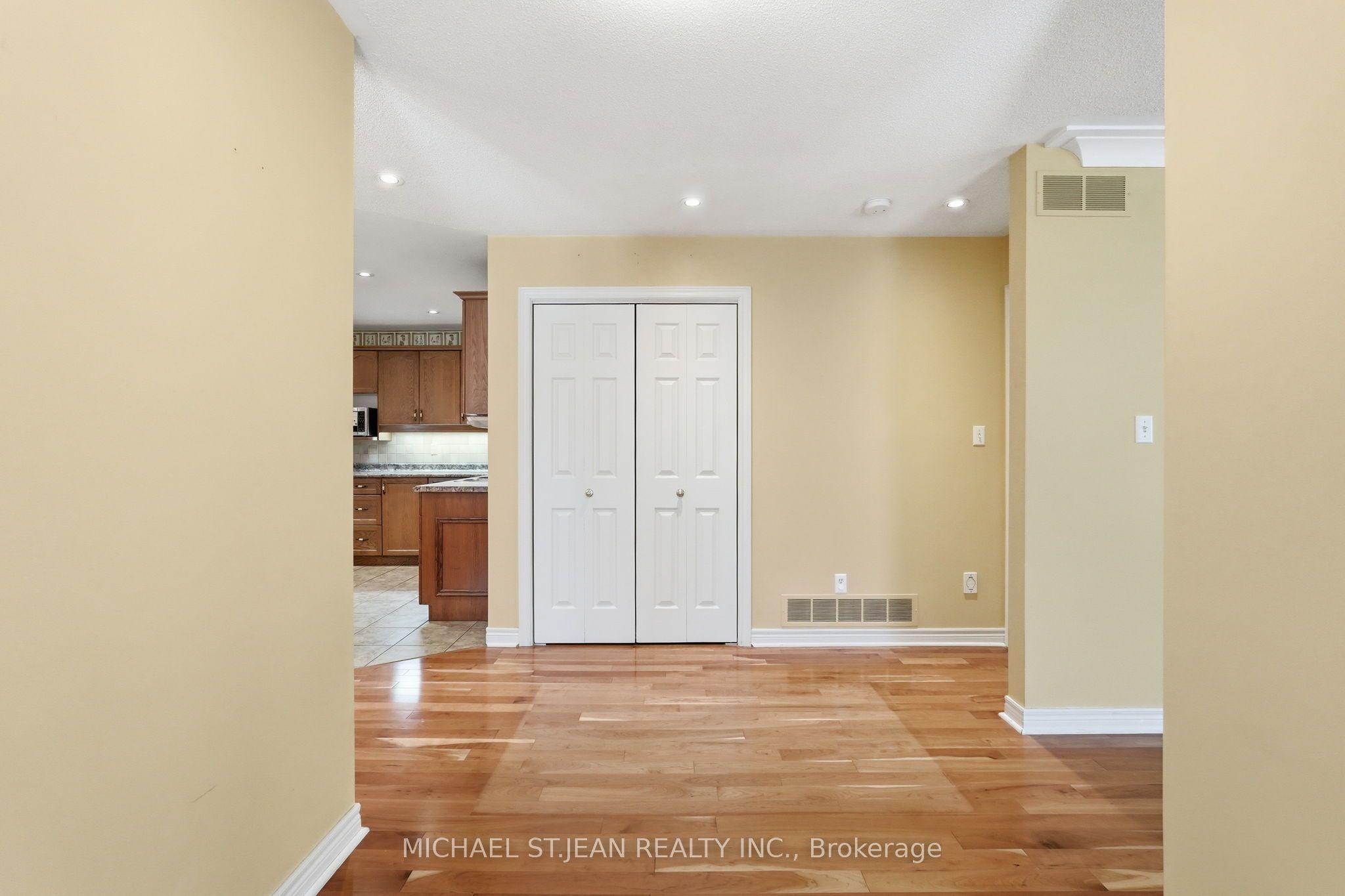 Additional image 6 of 4-590 8 Highway, Hamilton, ON, L8G 5G4