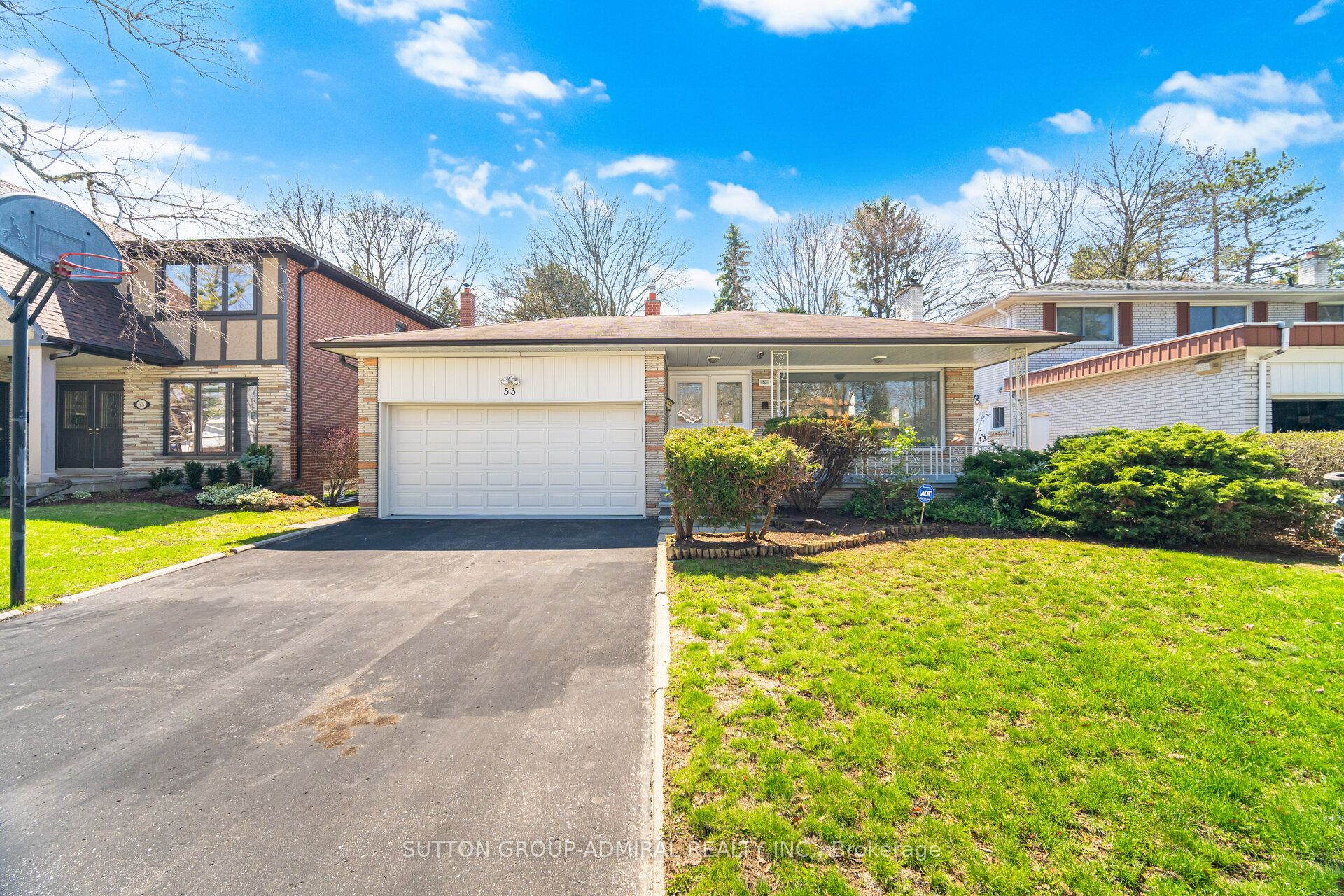 53 Bestview Drive, Toronto, ON, M2M 2X8