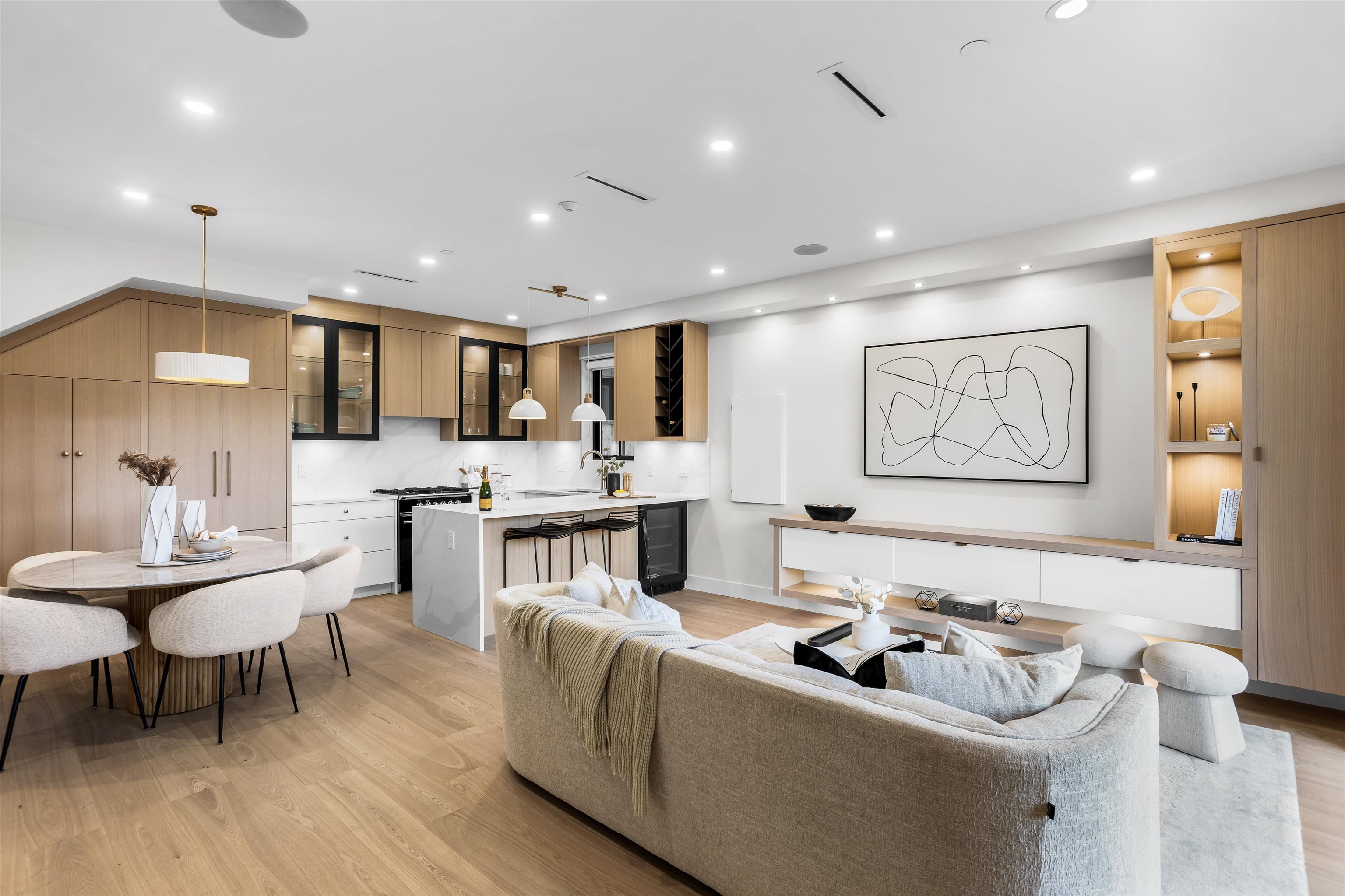 Additional image 4 of 1-165 45th Avenue E, Vancouver, BC, V5W 1W8