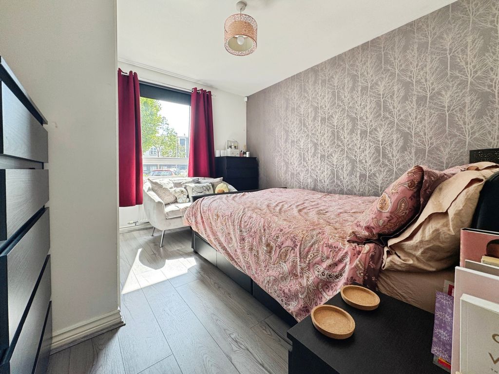 Additional image 7 of 2 bed flat for saleWhimbrel Wynd, Renfrew PA4