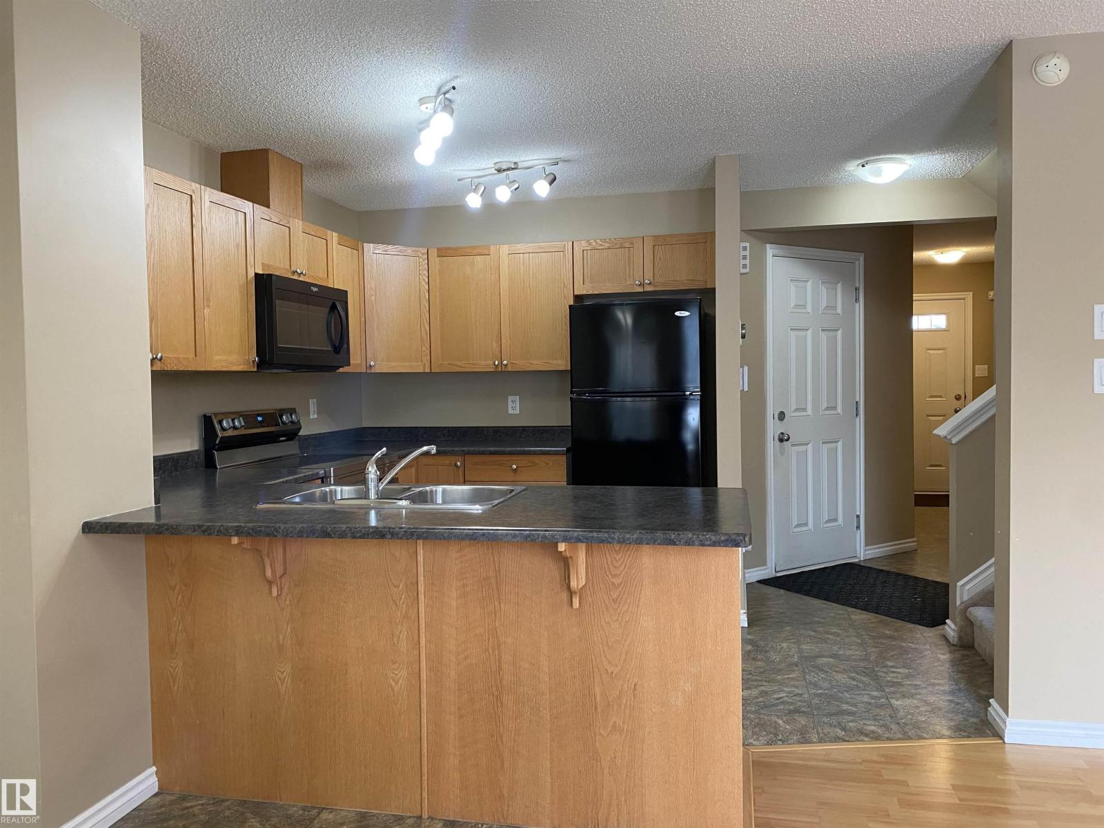 Additional image 3 of 6411 18 Avenue SW, Edmonton, AB, T6X0M8