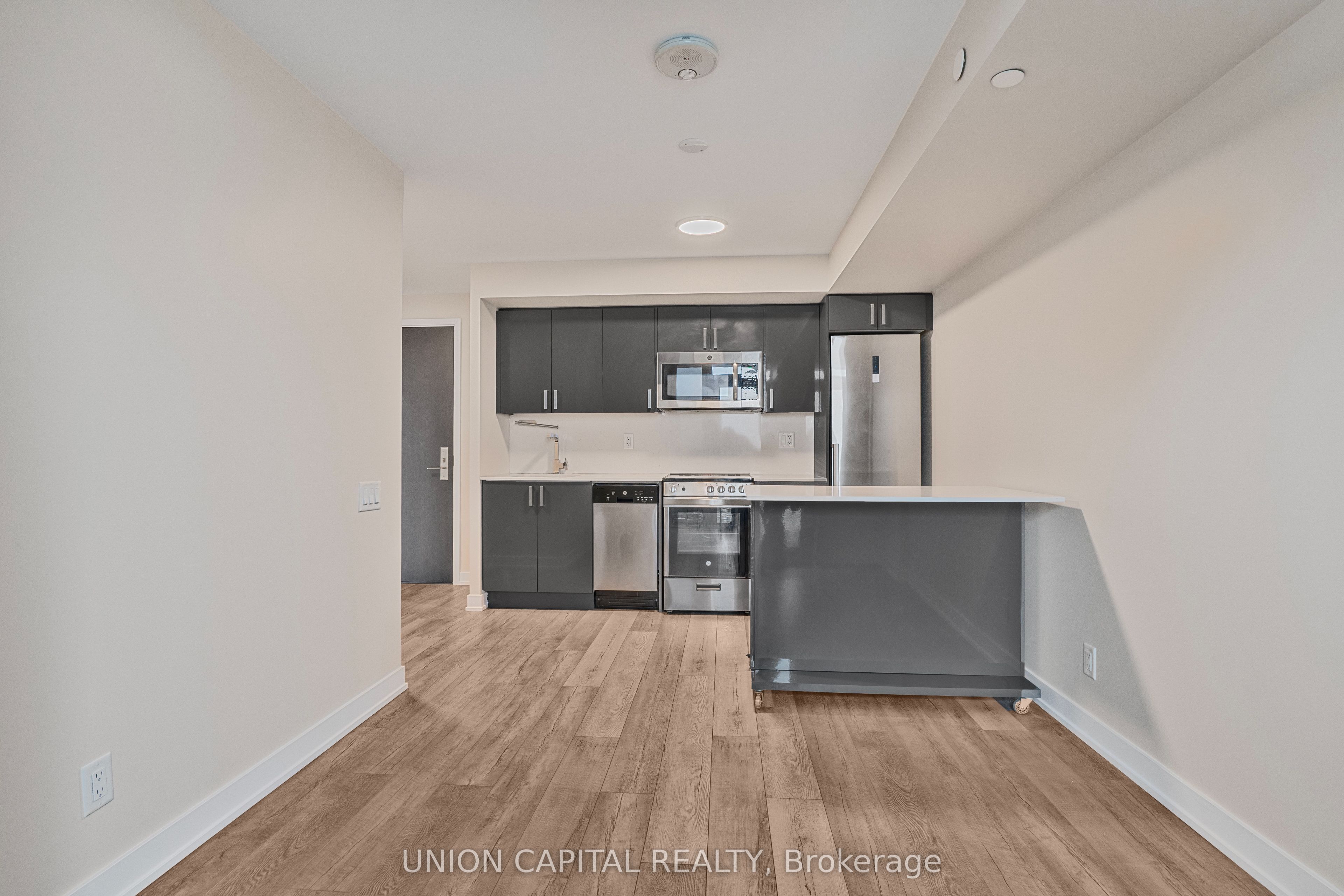 Additional image 5 of 1014-38 Monte Kwinter Court, Toronto, ON, M4P 1E4