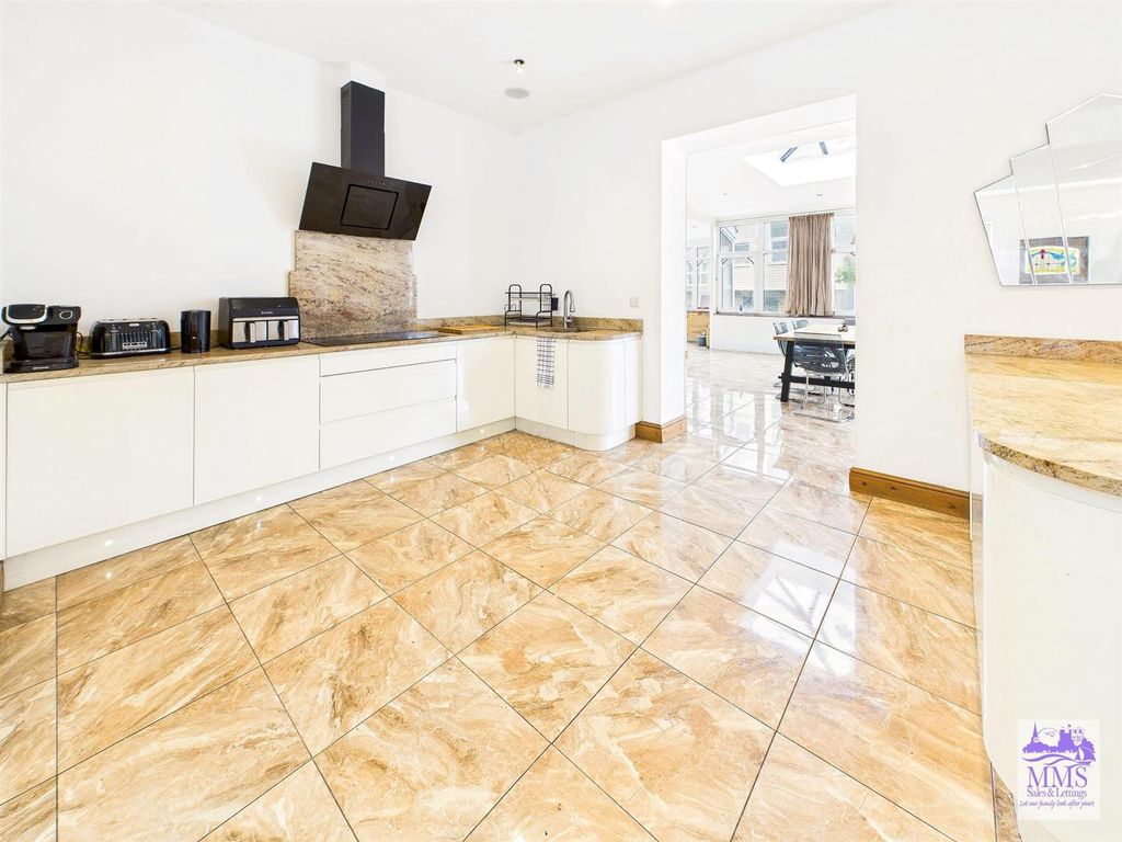 Additional image 11 of 6 bed detached house for saleLondon Road, Strood, Rochester ME2