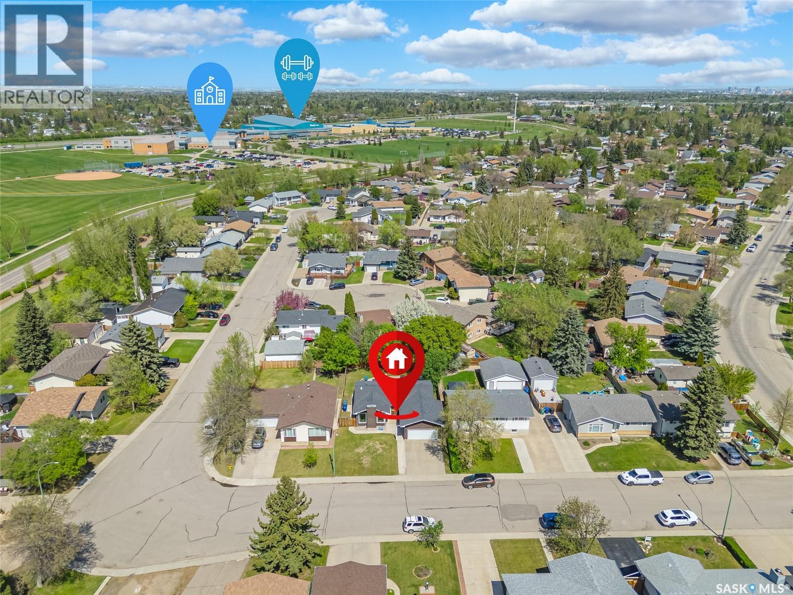 215 Neatby Crescent, Saskatoon, SK, S7M4W9 photo 4