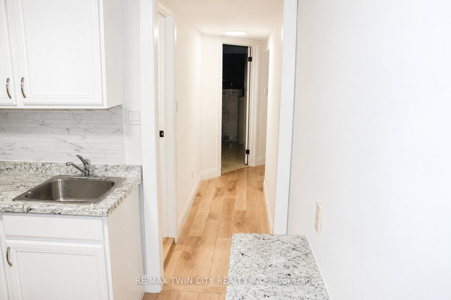 Basement-53 Broken Oak Crescent, Kitchener, ON, N2N 1N8 photo 4