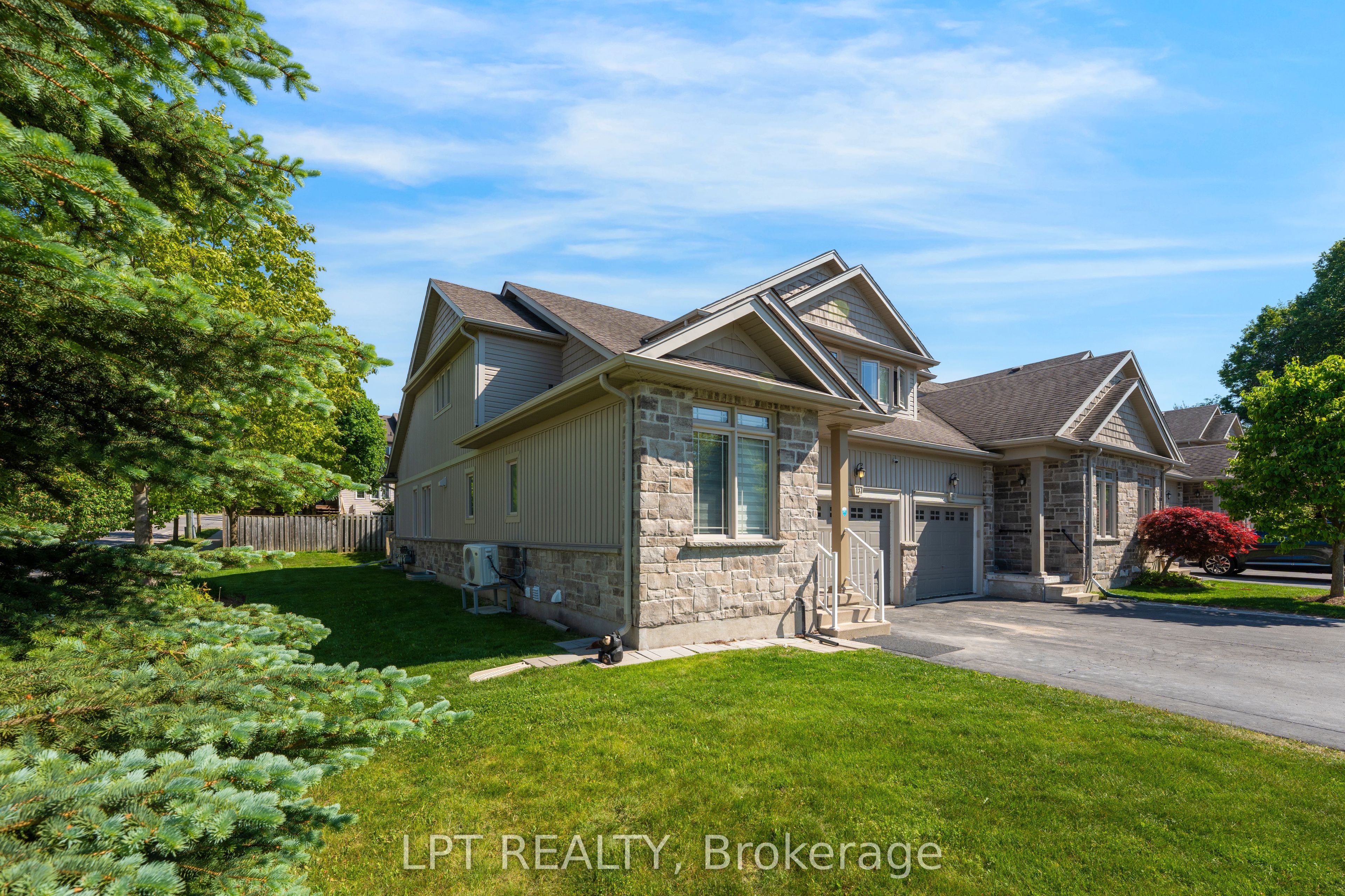 Additional image 2 of 13-795 Laurelwood Drive, Waterloo, ON, N2V 0A3