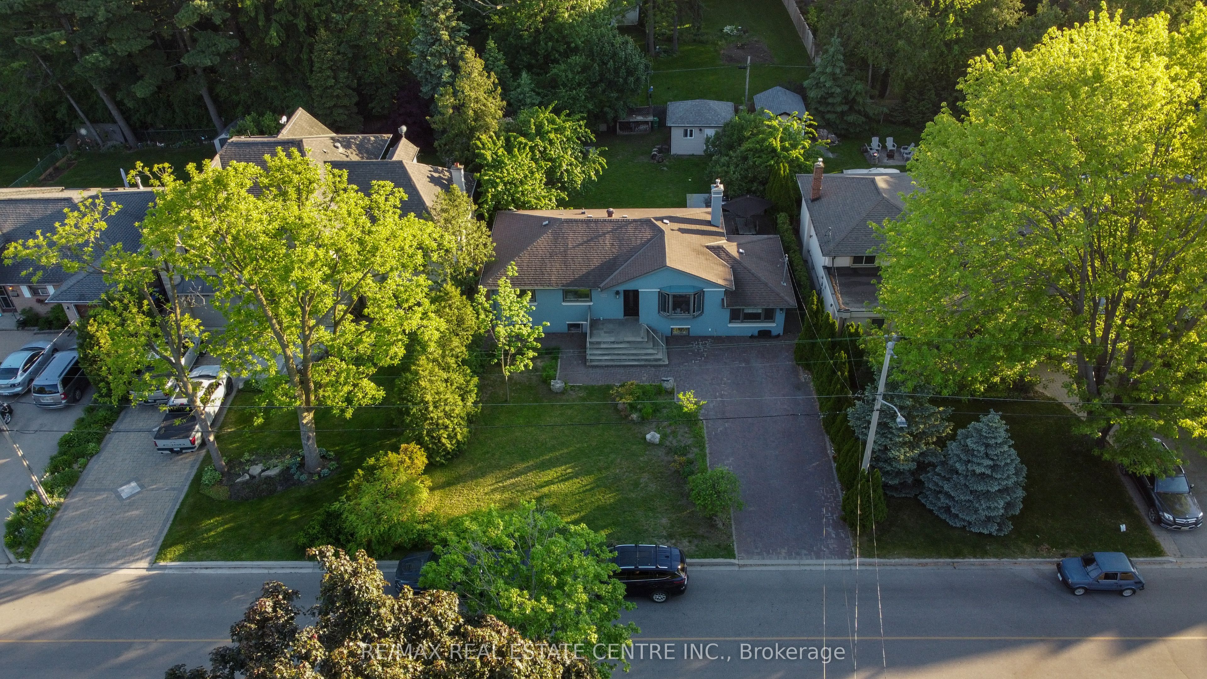 Additional image 3 of 2450 Edenhurst Drive, Mississauga, ON, L5A 2K9