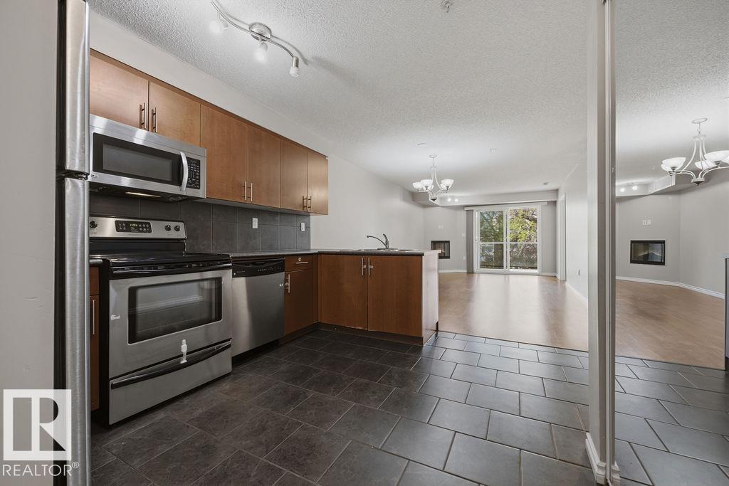 204-10118 106 Avenue NW, Edmonton, AB, T5H0B8 photo 5