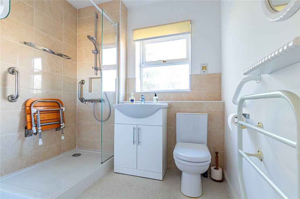Additional image 9 of 2 bed flat for saleWatling Street, Radlett, Hertfordshire WD7