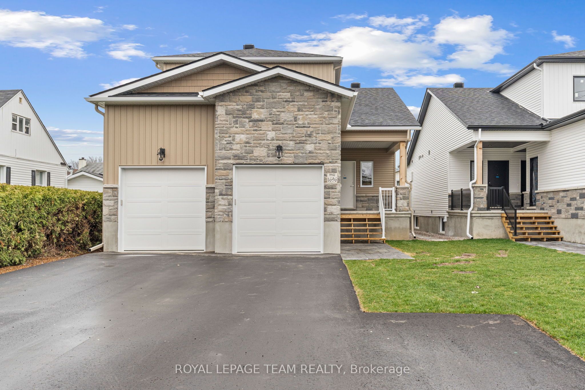 2-1694 Belcourt Boulevard, Ottawa, ON, K1C 1M4