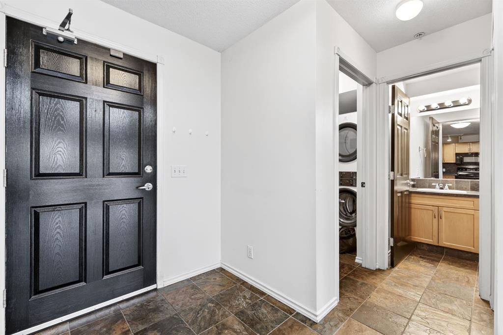 314-3650 Marda Link SW, Calgary, AB, T2T 6G9 photo 4