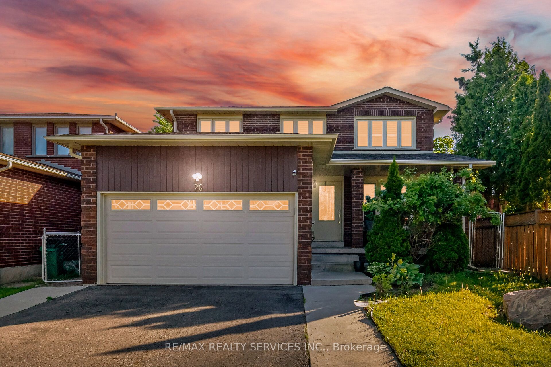 26 Sunforest Drive, Brampton, ON, L6Z 2Z1