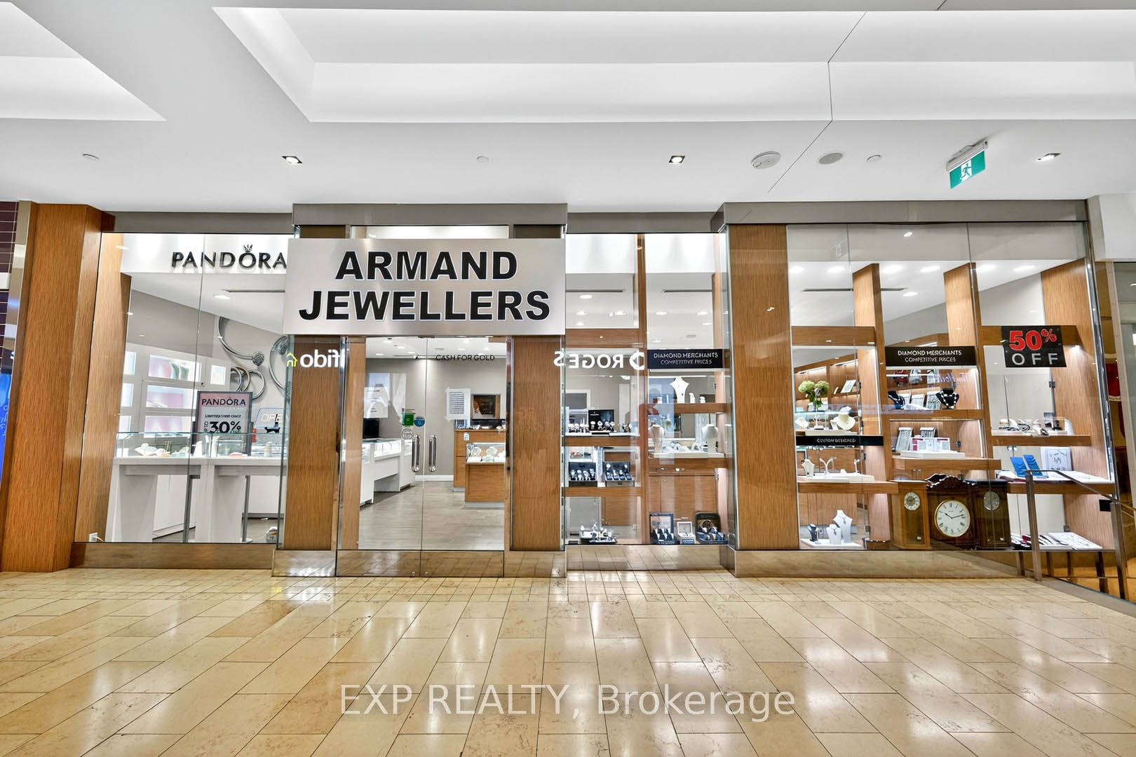 1-174-100 City Centre Drive, Mississauga, ON, L5B 2C9