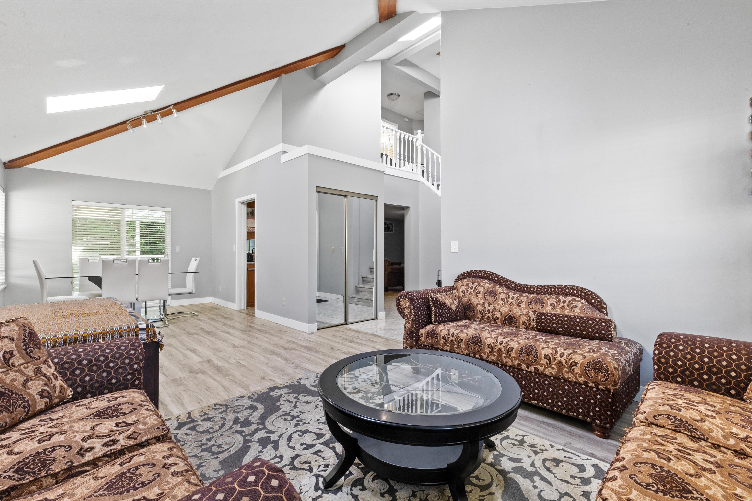 Additional image 4 of 13278 98 Avenue, Surrey, BC, V3T 5M9