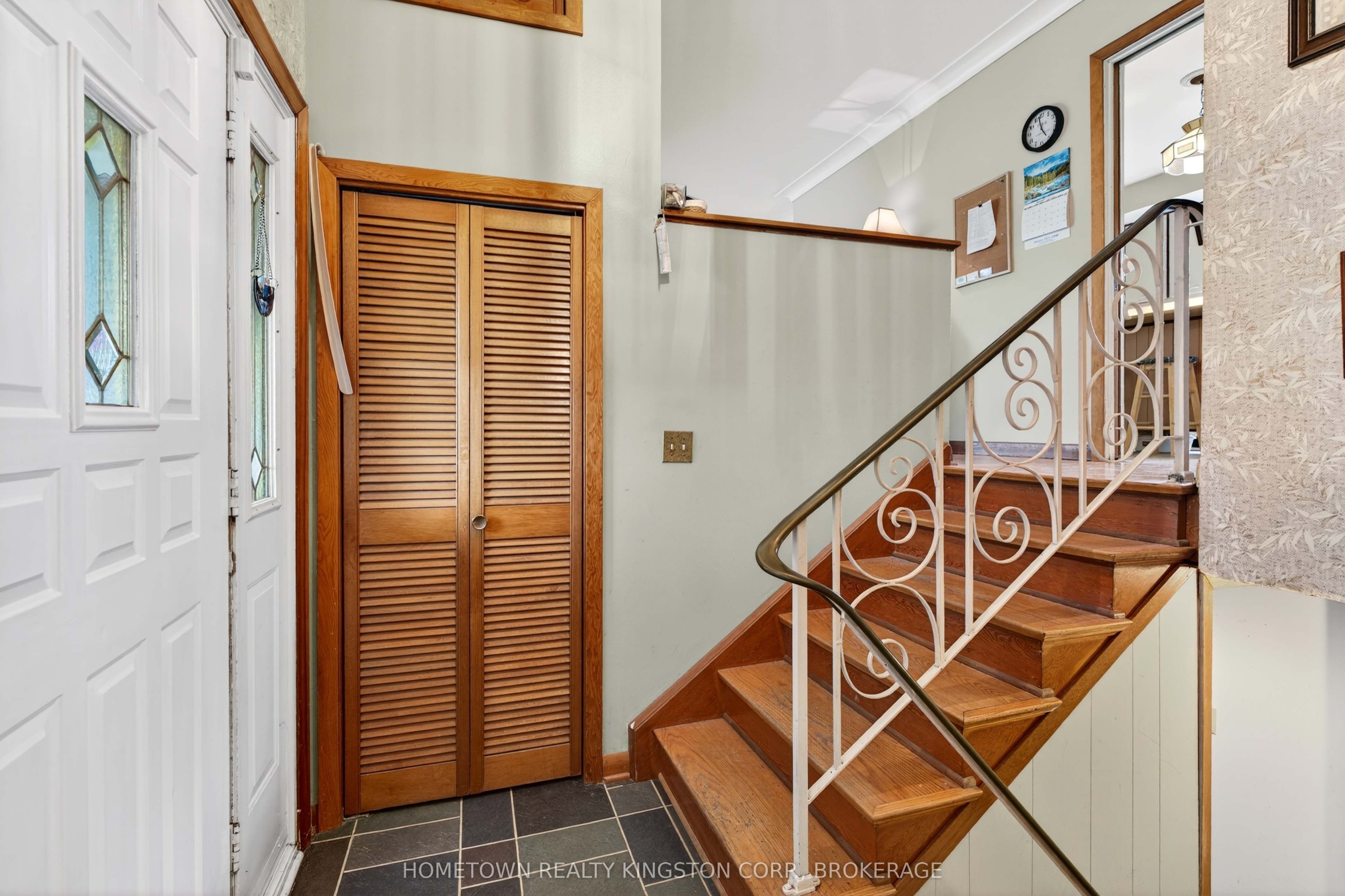 114 Campbell Crescent, Kingston, ON, K7M 1Z5 photo 3