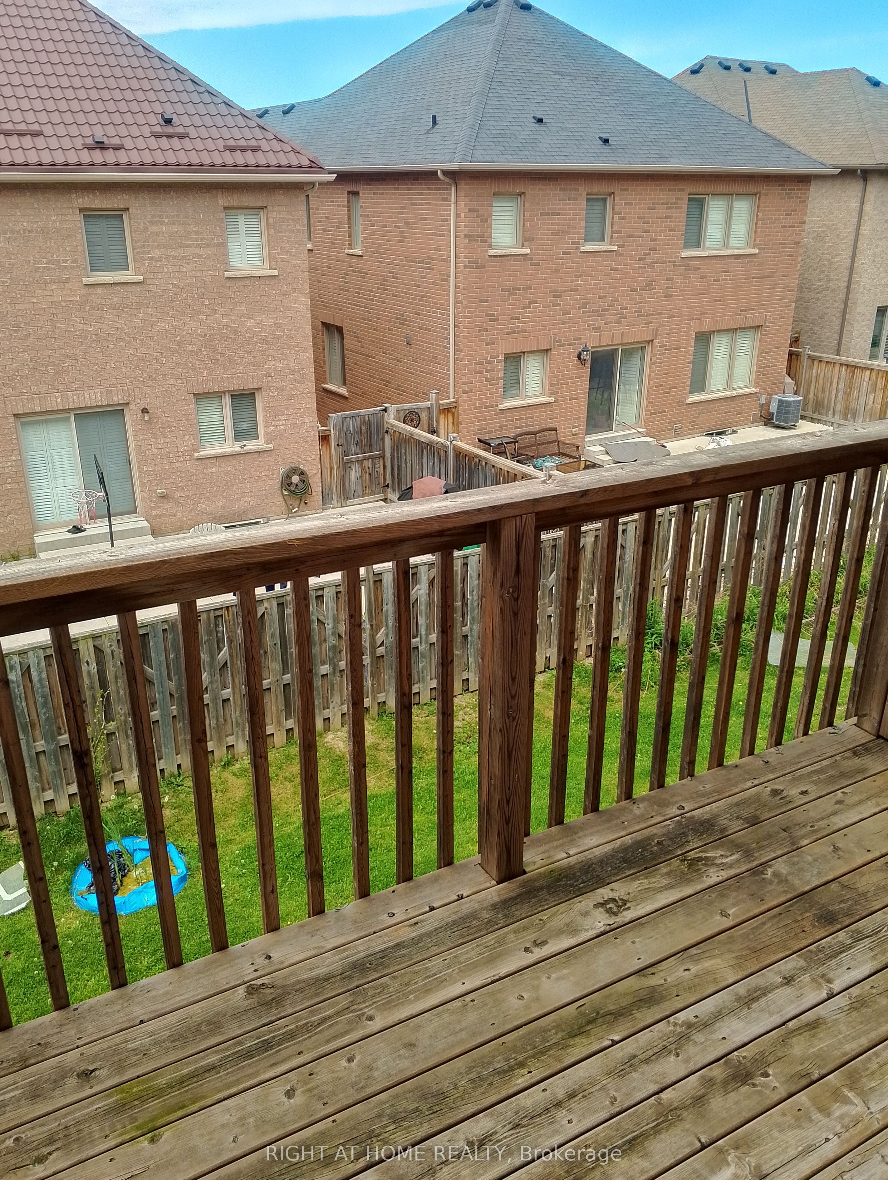 4-32 Aspen Hills Road, Brampton, ON, L6Y 6E4 photo 4
