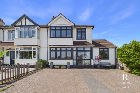 Sheen Way, Wallington SM6