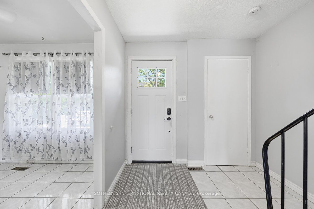 Additional image 2 of 34-120 Falconer Drive, Mississauga, ON, L5N 1P5