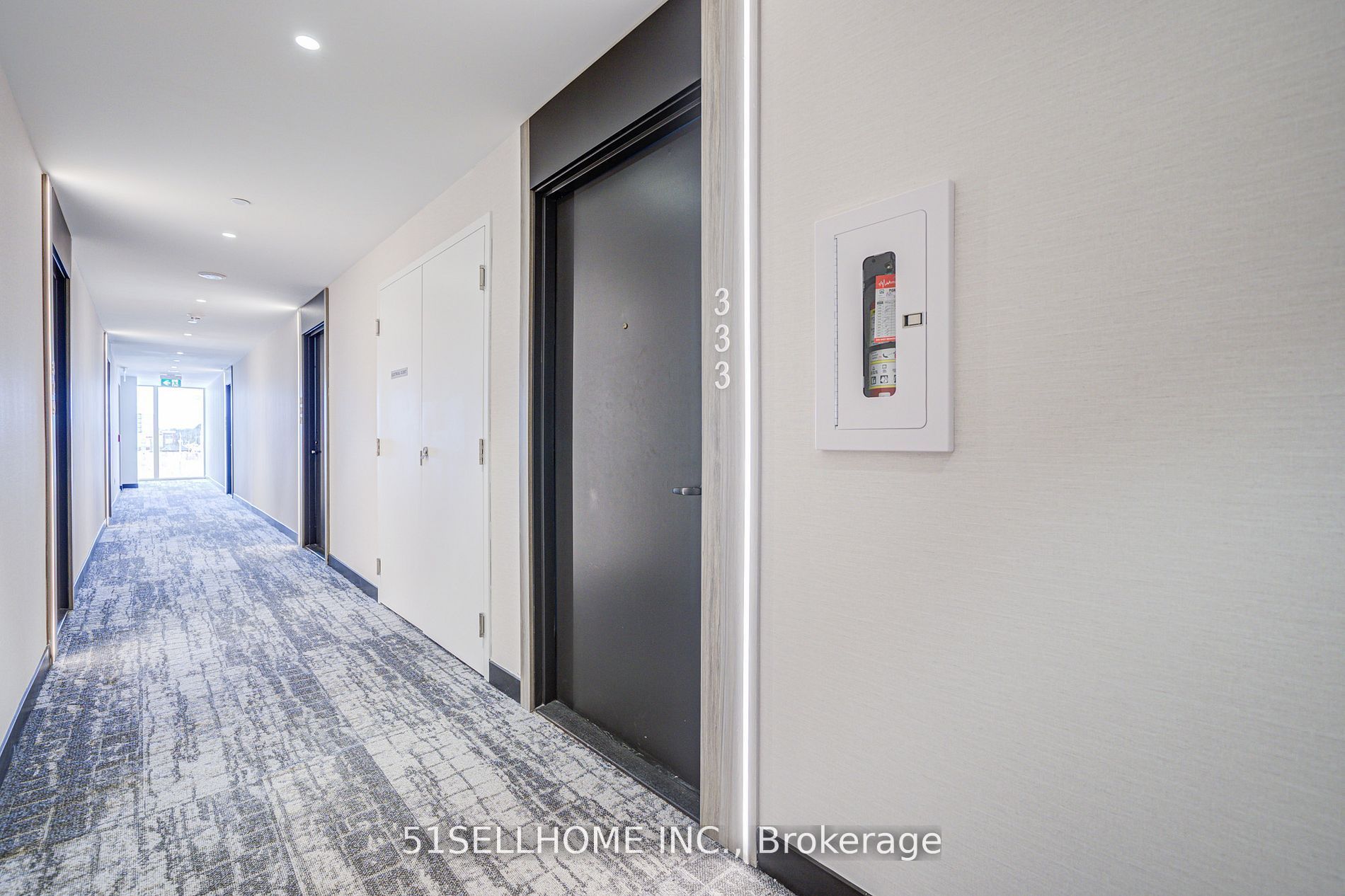 Additional image 3 of 333-215 Lakeshore Road W, Mississauga, ON, L5H 0A7