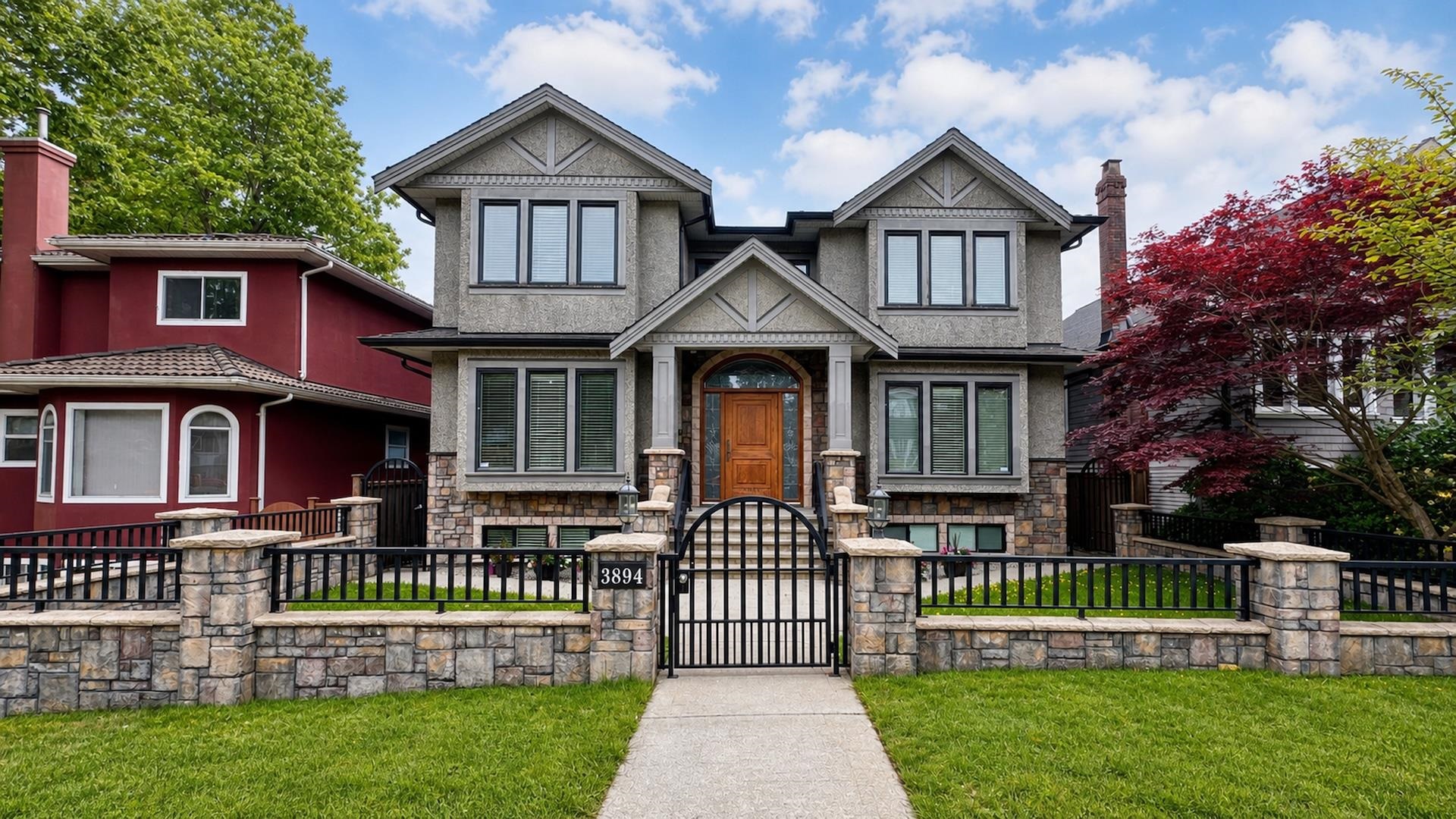 3894 Oxford Street, Burnaby, BC, V5C 1C3