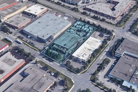 Additional image 2 of 6745 Pacific Circle, Mississauga, ON, L5T 1S6