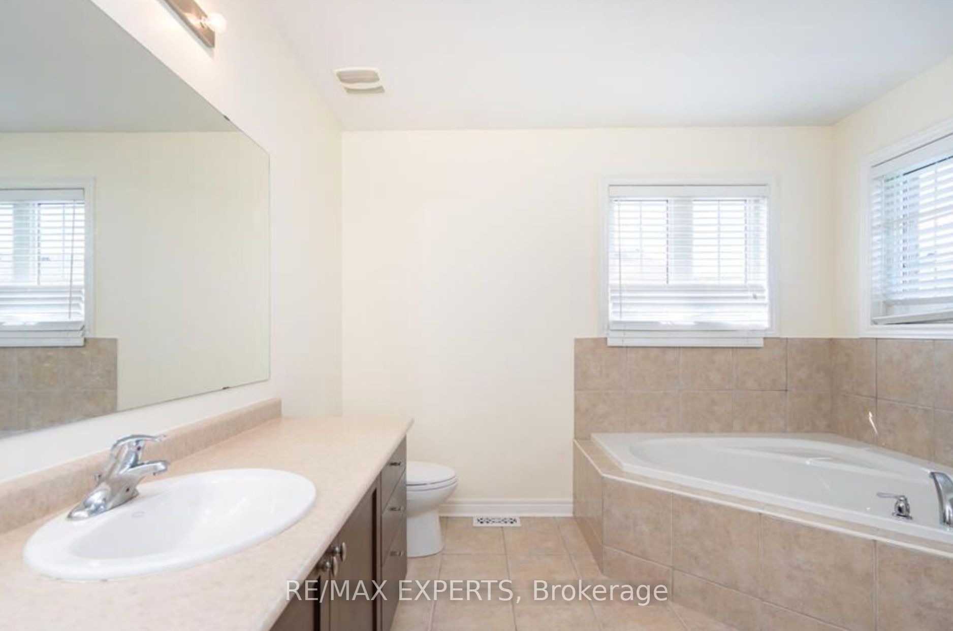 Additional image 5 of 4 Trailside Drive, Bradford West Gwillimbury, ON, L3Z 0B5