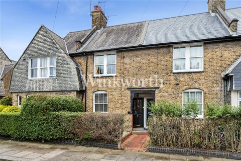 Kevelioc Road, London N17