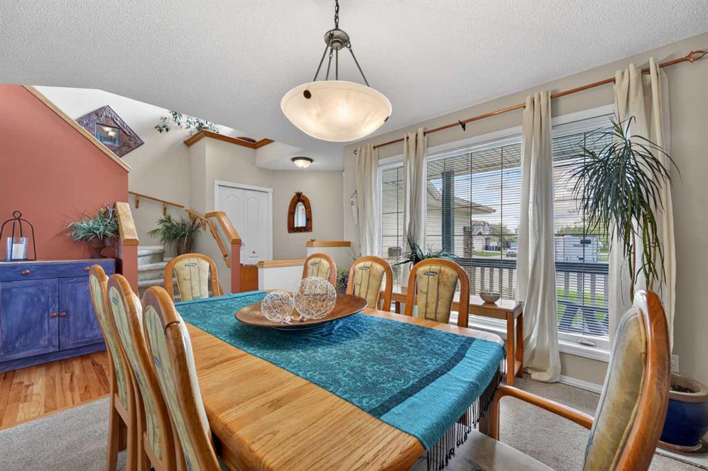 230 Rocky Ridge Cove NW, Calgary, AB, T3G 4L1 photo 5