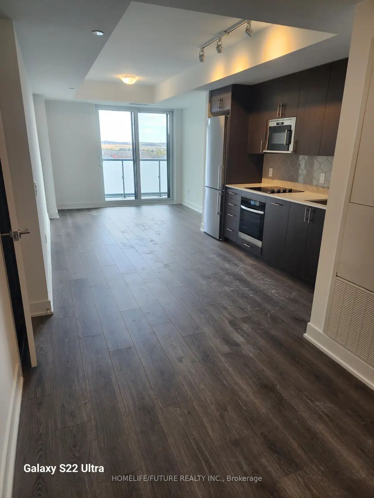 820-2545 Simcoe Street N, Oshawa, ON, L1L 0W3 photo 4