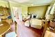 Crowmere Avenue, Bexhill-on-Sea, TN40 photo 2