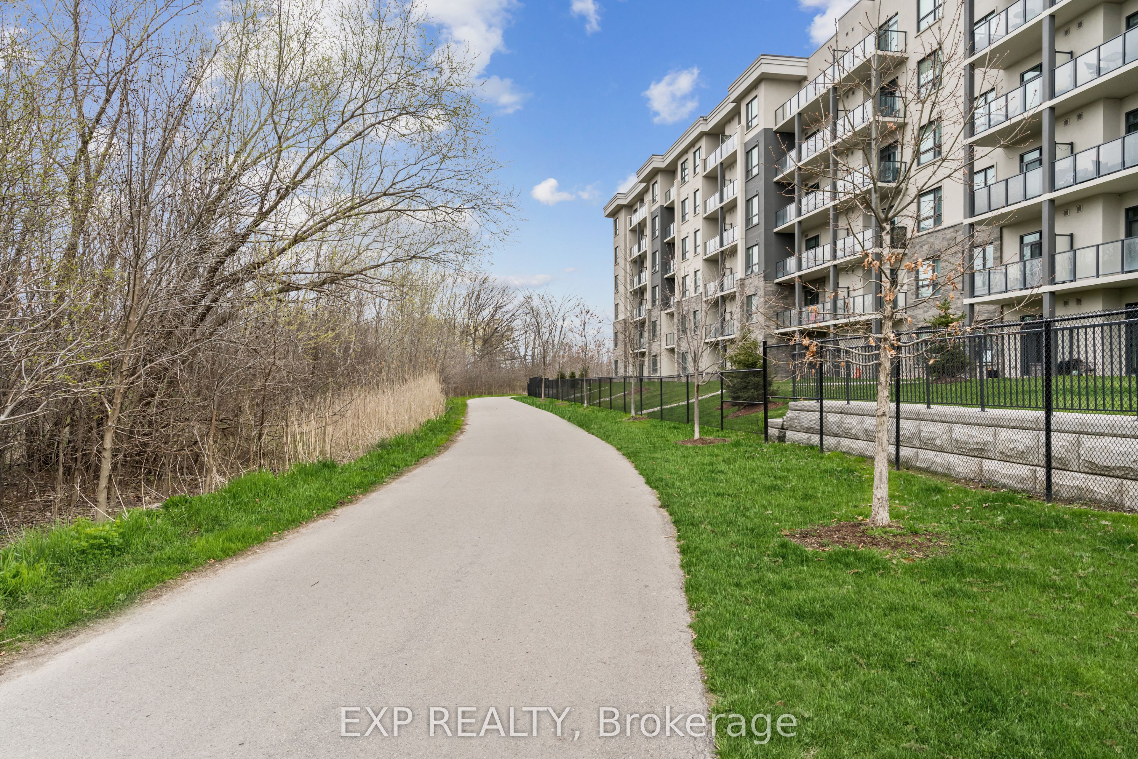 Additional image 5 of 217-125 Shoreview Place, Hamilton, ON, L8E 0K3