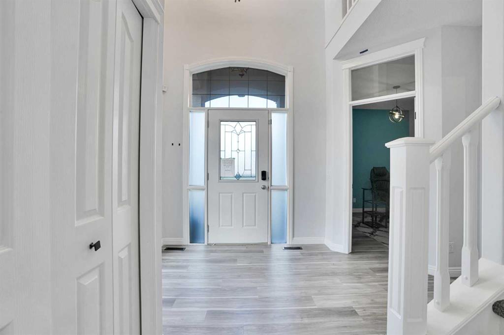74 Cranleigh Green SE, Calgary, AB, T3M 1J2 photo 2